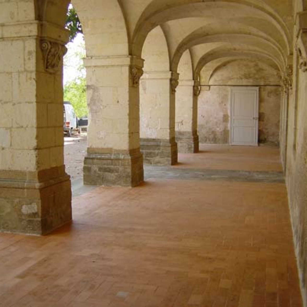 Cloître Garenne Valentin